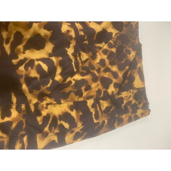 Cheetah Patterned Skirt - Picture 2 of 5